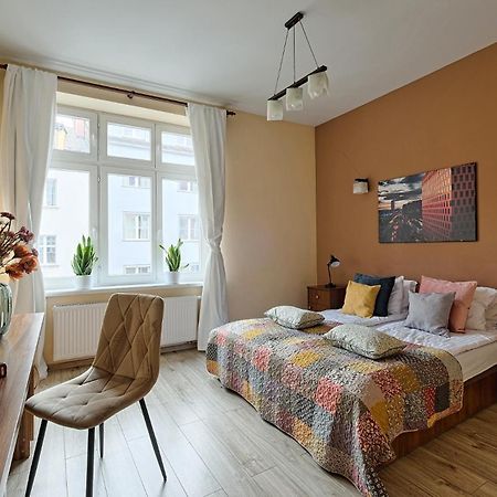 Urban Nest Apartments Jozefitow 5 Красков Екстериор снимка